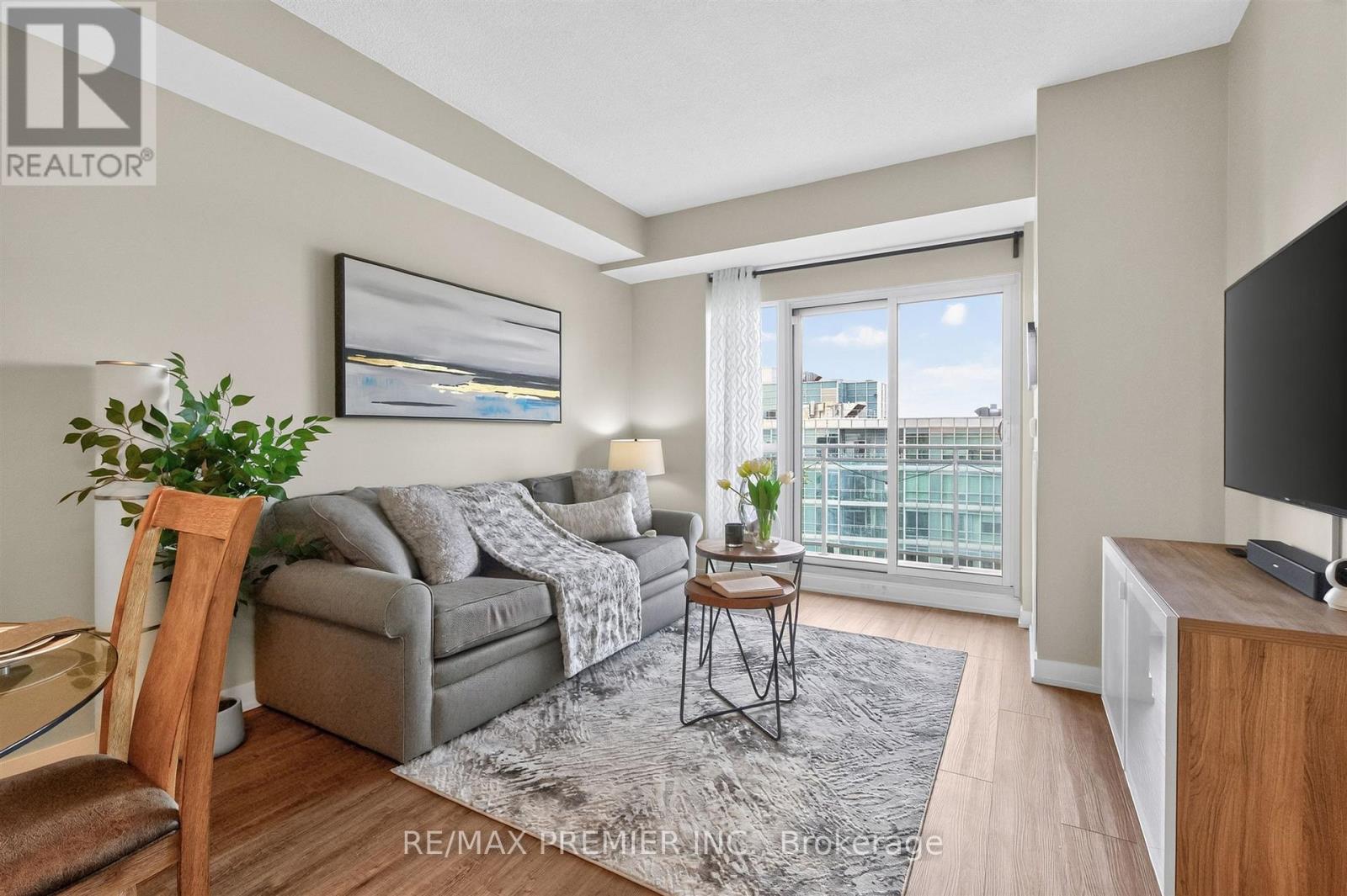 2133 - 165 Legion Road N, Toronto, Ontario  M8Y 0B3 - Photo 10 - W13695474