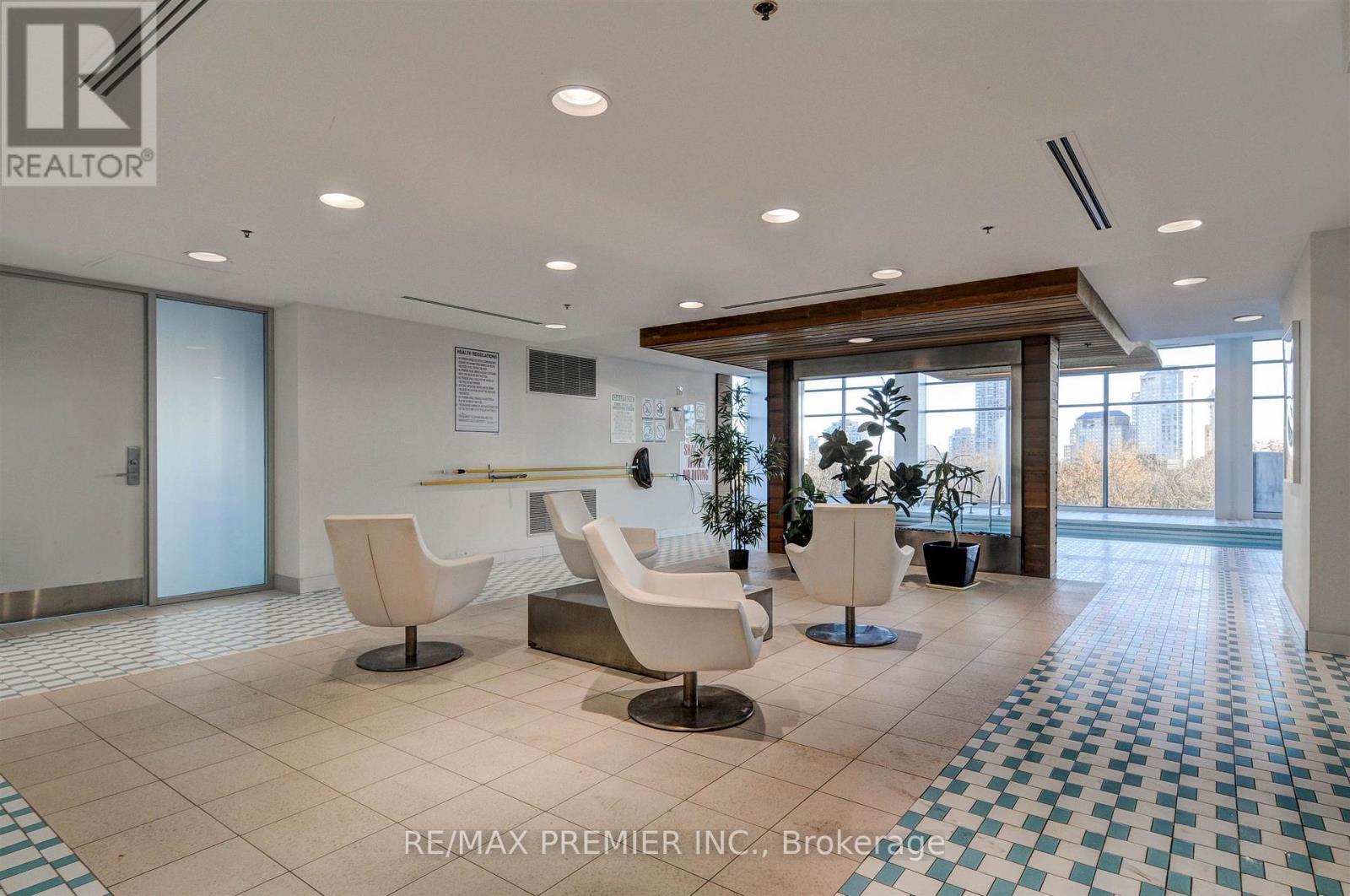 2133 - 165 Legion Road N, Toronto, Ontario  M8Y 0B3 - Photo 26 - W13695474