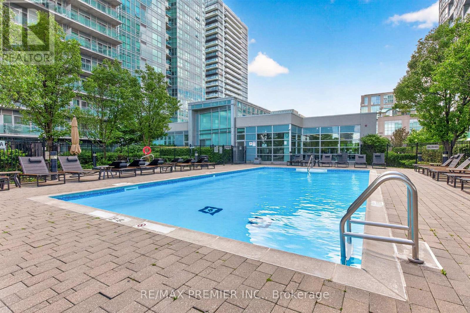 2133 - 165 Legion Road N, Toronto, Ontario  M8Y 0B3 - Photo 30 - W13695474
