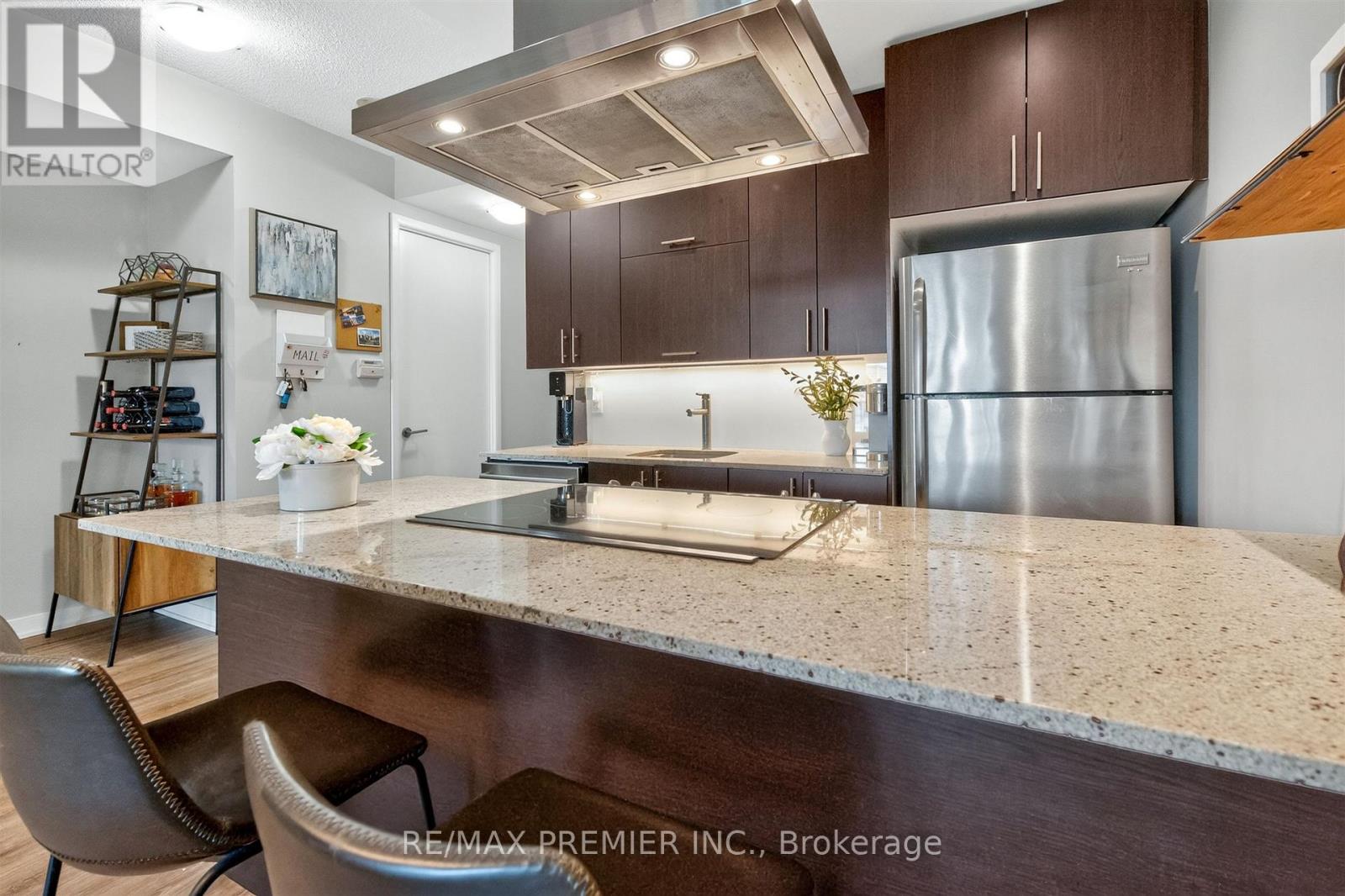 2133 - 165 Legion Road N, Toronto, Ontario  M8Y 0B3 - Photo 8 - W13695474