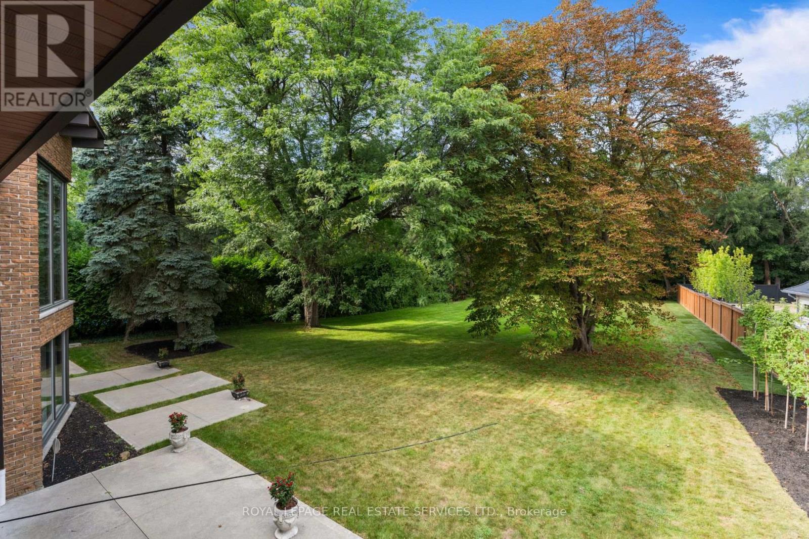 23 Lorraine Gardens, Toronto, Ontario  M9B 4Z5 - Photo 20 - W13695496