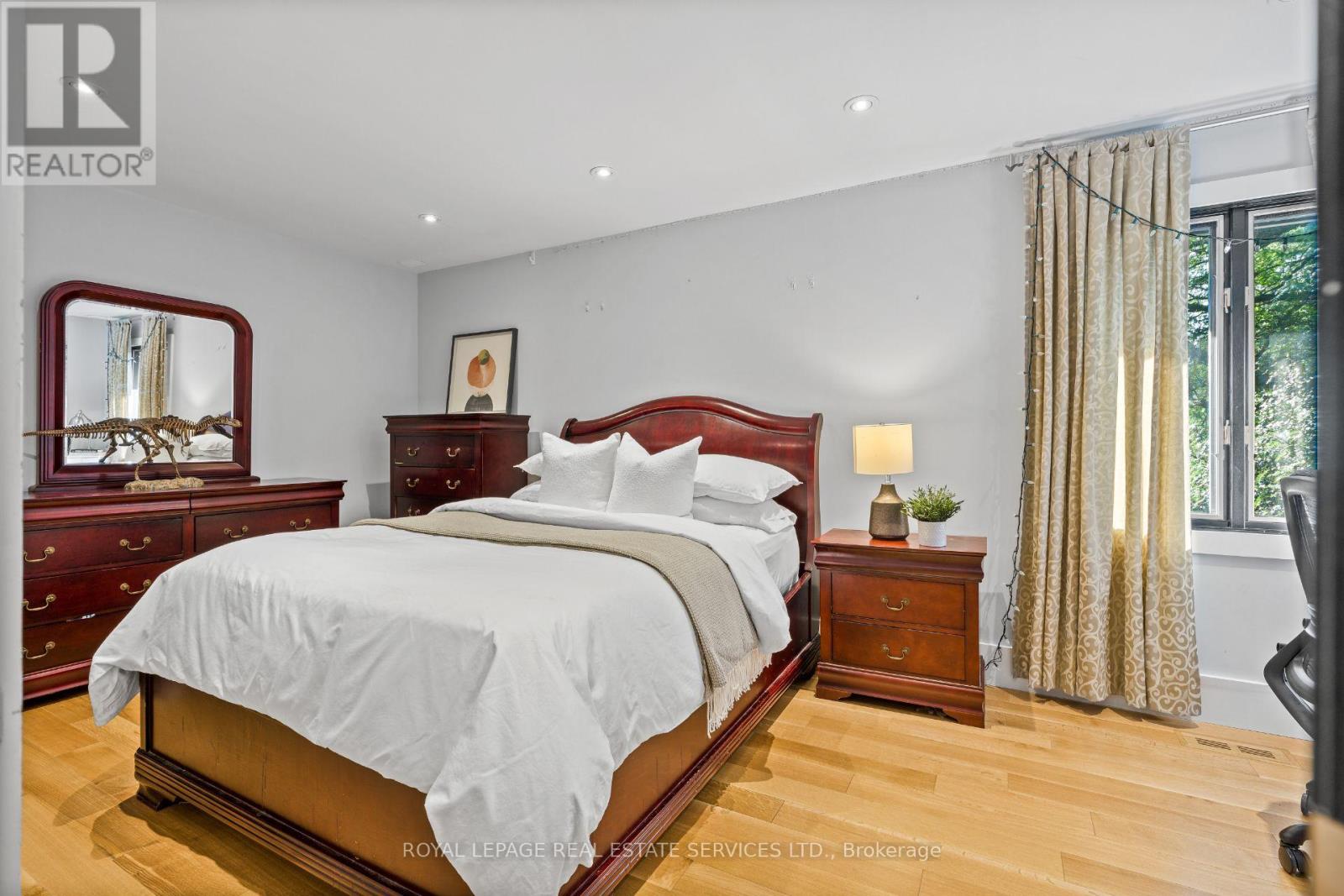 23 Lorraine Gardens, Toronto, Ontario  M9B 4Z5 - Photo 25 - W13695496
