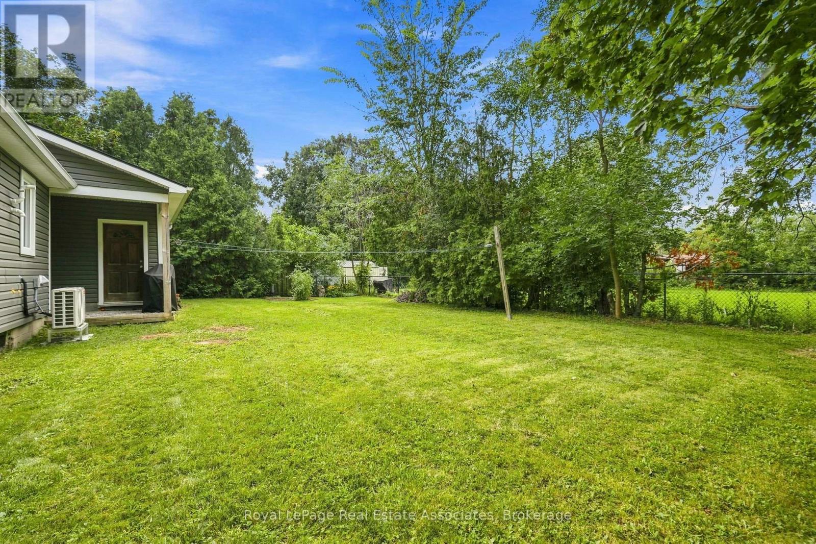 28 Kelson Avenue S, Grimsby, Ontario  L3M 4C3 - Photo 23 - X13695002