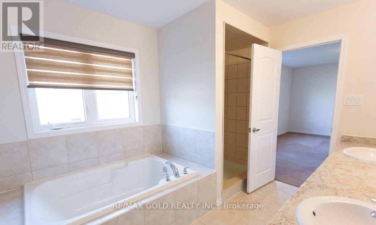 8005 Odell Crescent, Niagara Falls, Ontario  L2H 3R7 - Photo 14 - X13695408