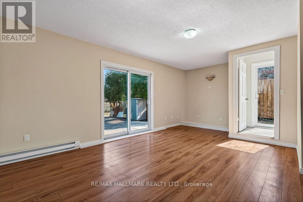 15 Adelaide Street, Grimsby, Ontario  L3M 1X2 - Photo 25 - X13695424