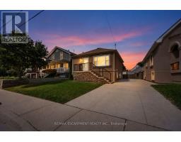 105 MUNN STREET, Hamilton, Ontario