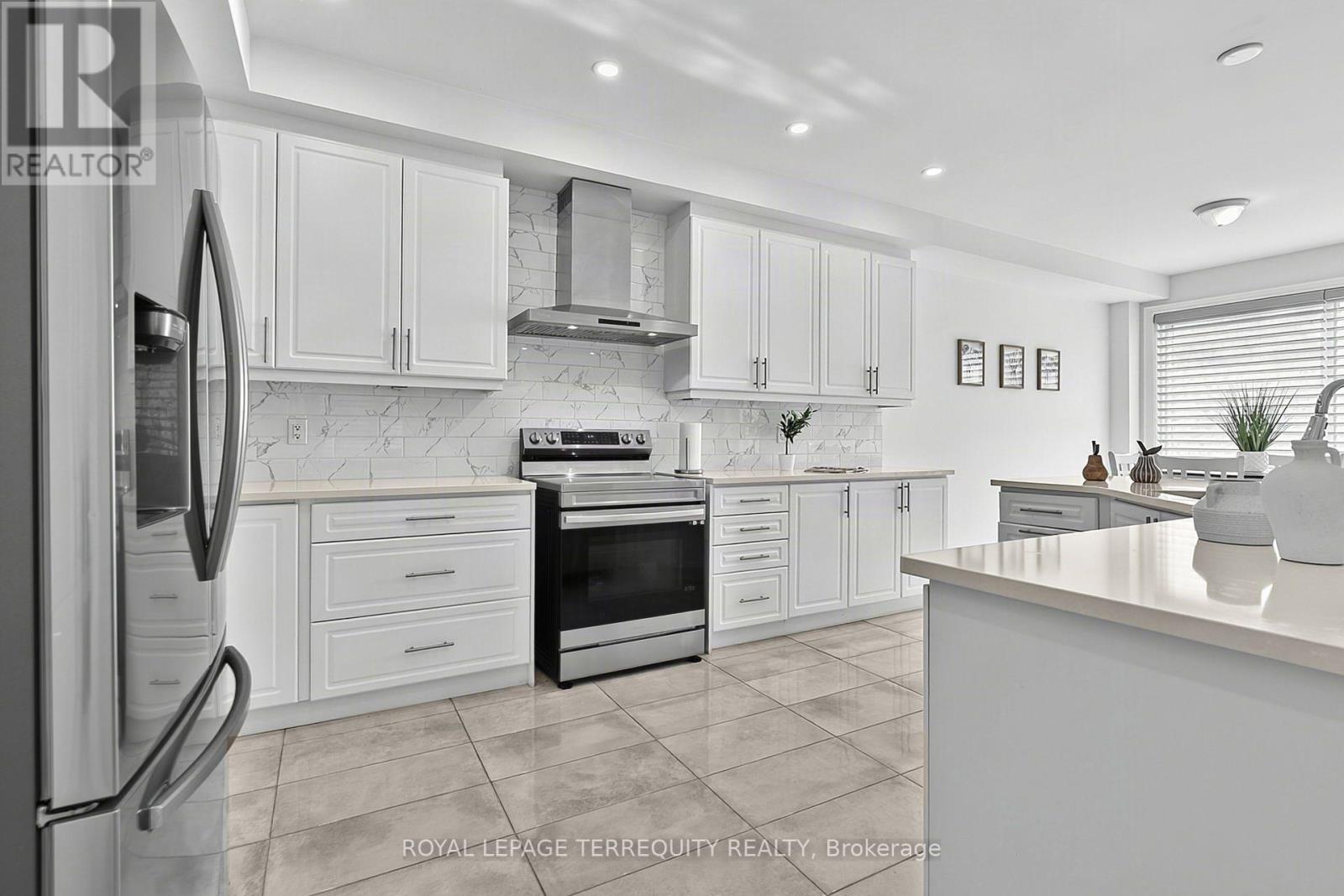 9 Kiernan Crescent N, New Tecumseth, Ontario  L9R 0V4 - Photo 11 - N13694686