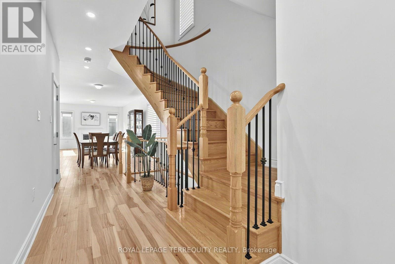 9 Kiernan Crescent N, New Tecumseth, Ontario  L9R 0V4 - Photo 17 - N13694686