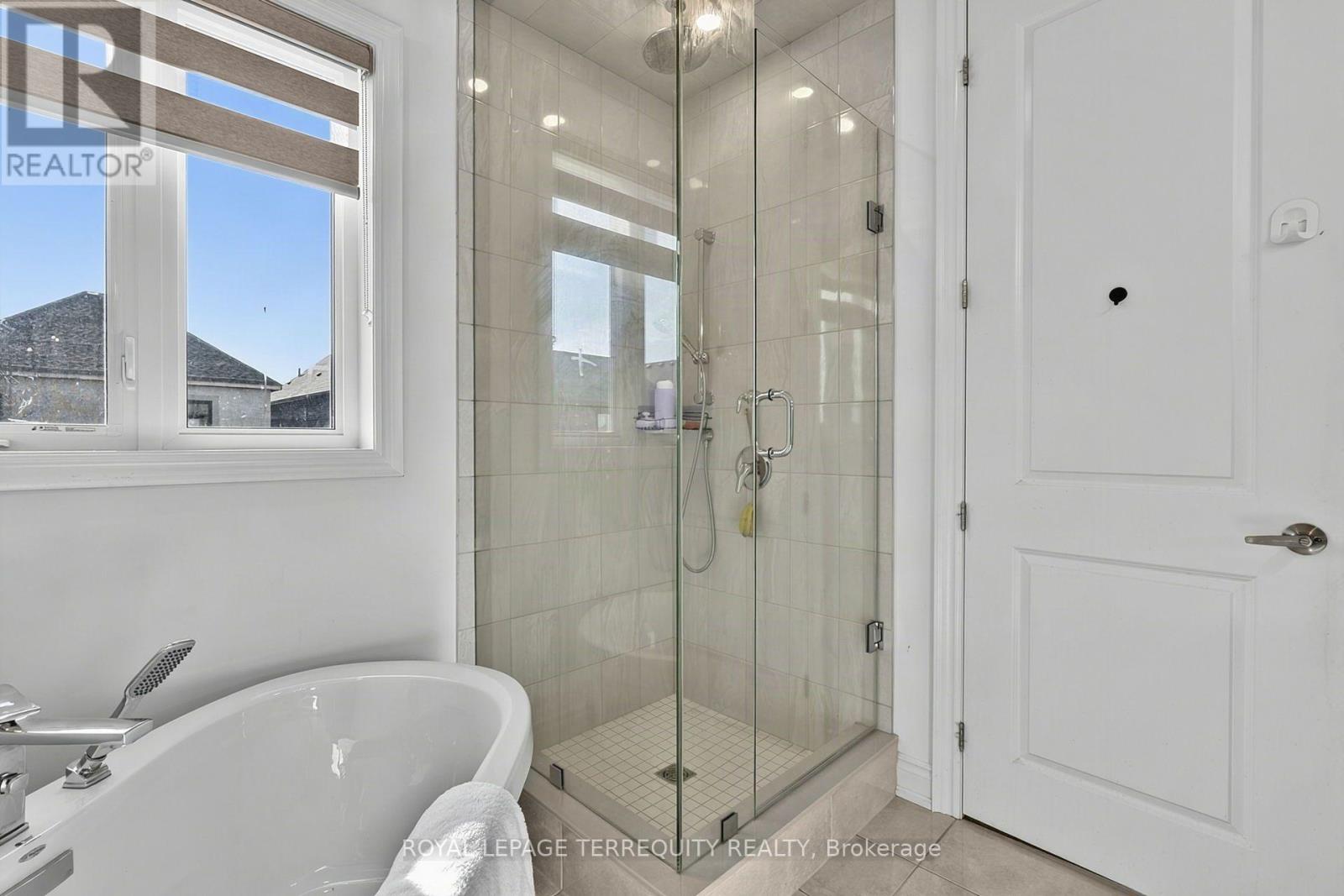 9 Kiernan Crescent N, New Tecumseth, Ontario  L9R 0V4 - Photo 23 - N13694686