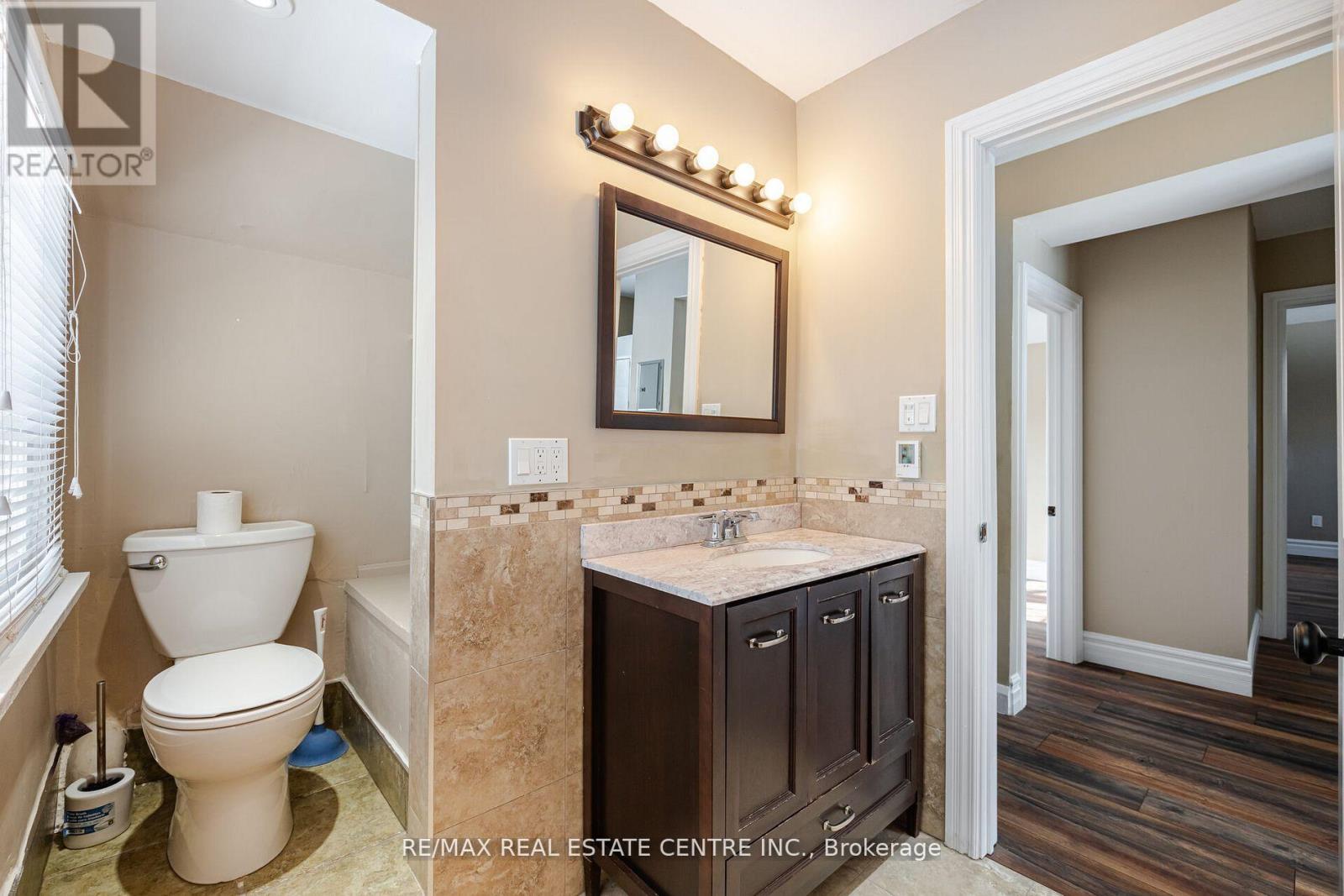 174 Victoria Street, Brampton, Ontario  L6Y 0A6 - Photo 14 - W13693500