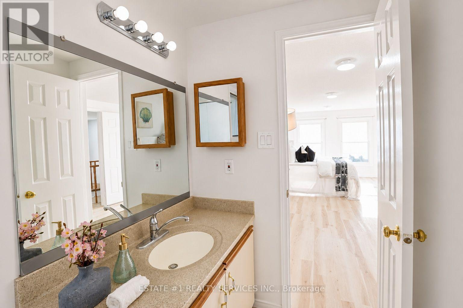 35 Golden Meadow Drive, Kitchener, Ontario  N2N 2L9 - Photo 24 - X13684084