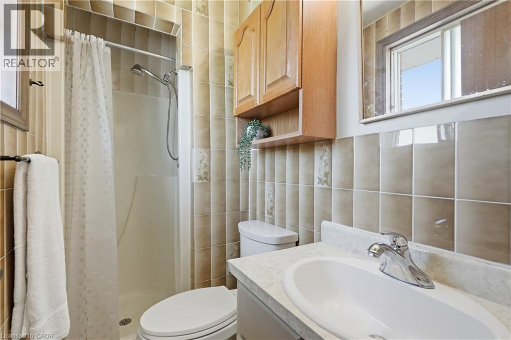 24 Renfrew Drive, Thorold, Ontario  L2V 4E7 - Photo 19 - 40844200