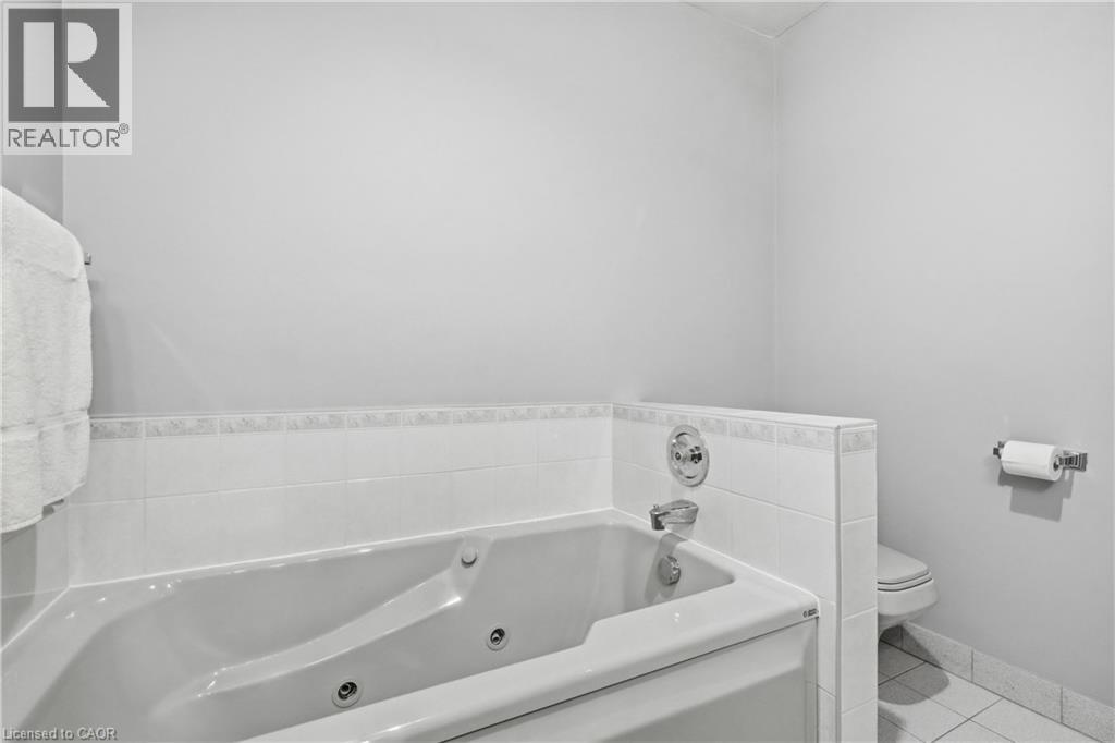 24 Renfrew Drive, Thorold, Ontario  L2V 4E7 - Photo 29 - 40844200