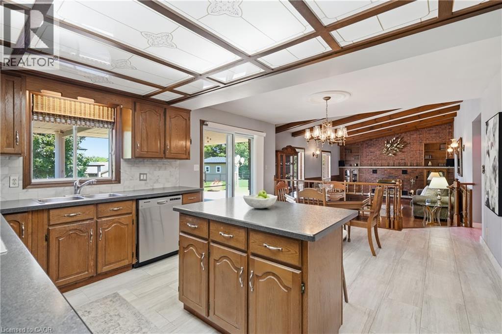 24 Renfrew Drive, Thorold, Ontario  L2V 4E7 - Photo 9 - 40844200