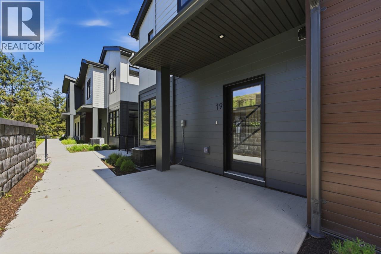 7599 Klinger Road Unit# 19, Okanagan Landing, British Columbia  V1H 0B2 - Photo 8 - 10388582
