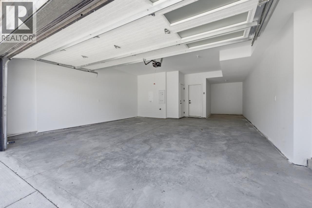 7599 Klinger Road Unit# 19, Okanagan Landing, British Columbia  V1H 0B2 - Photo 4 - 10388582