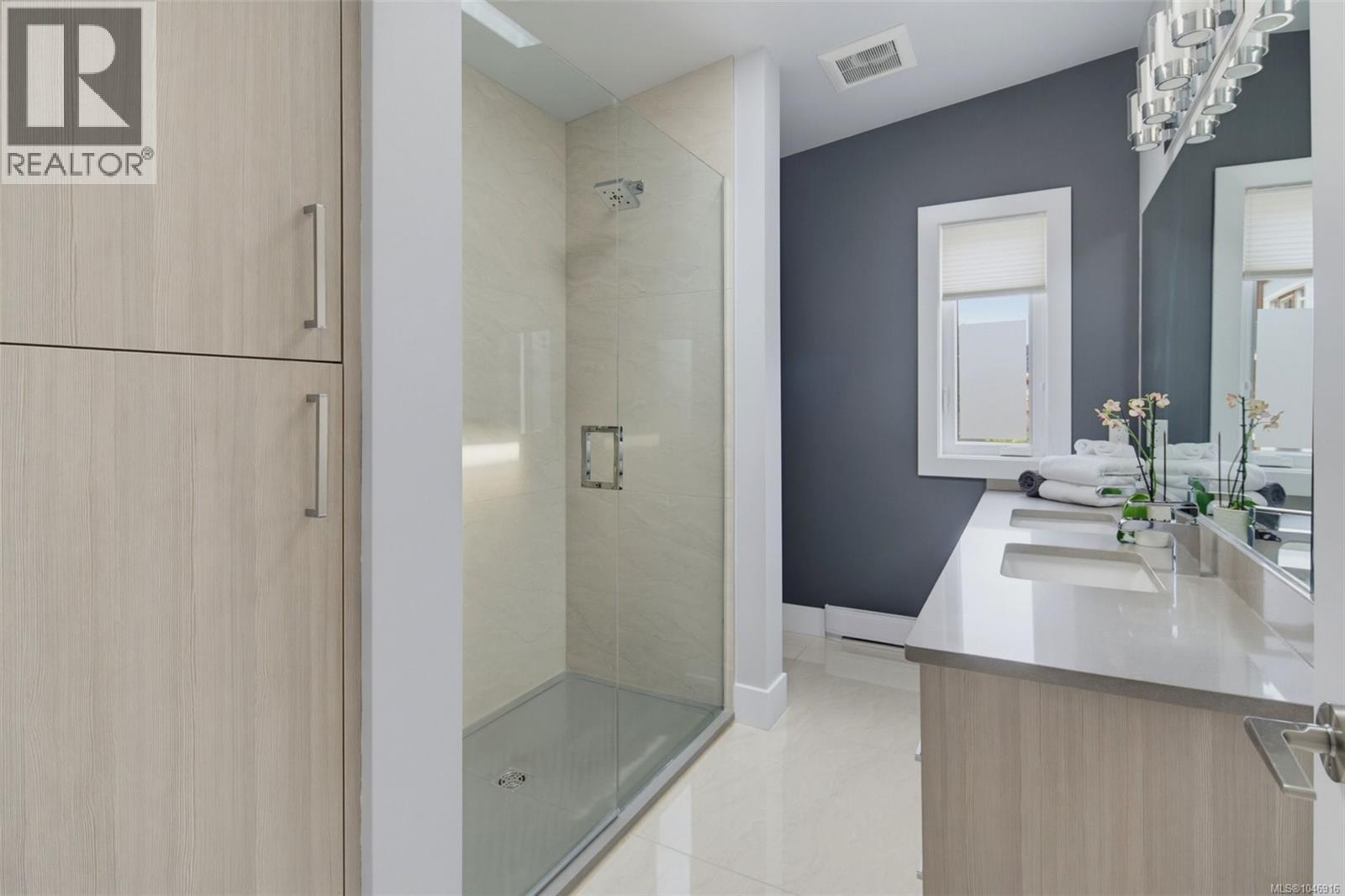 5 549 Toronto St, Victoria, British Columbia  V8V 1P1 - Photo 20 - 1046916