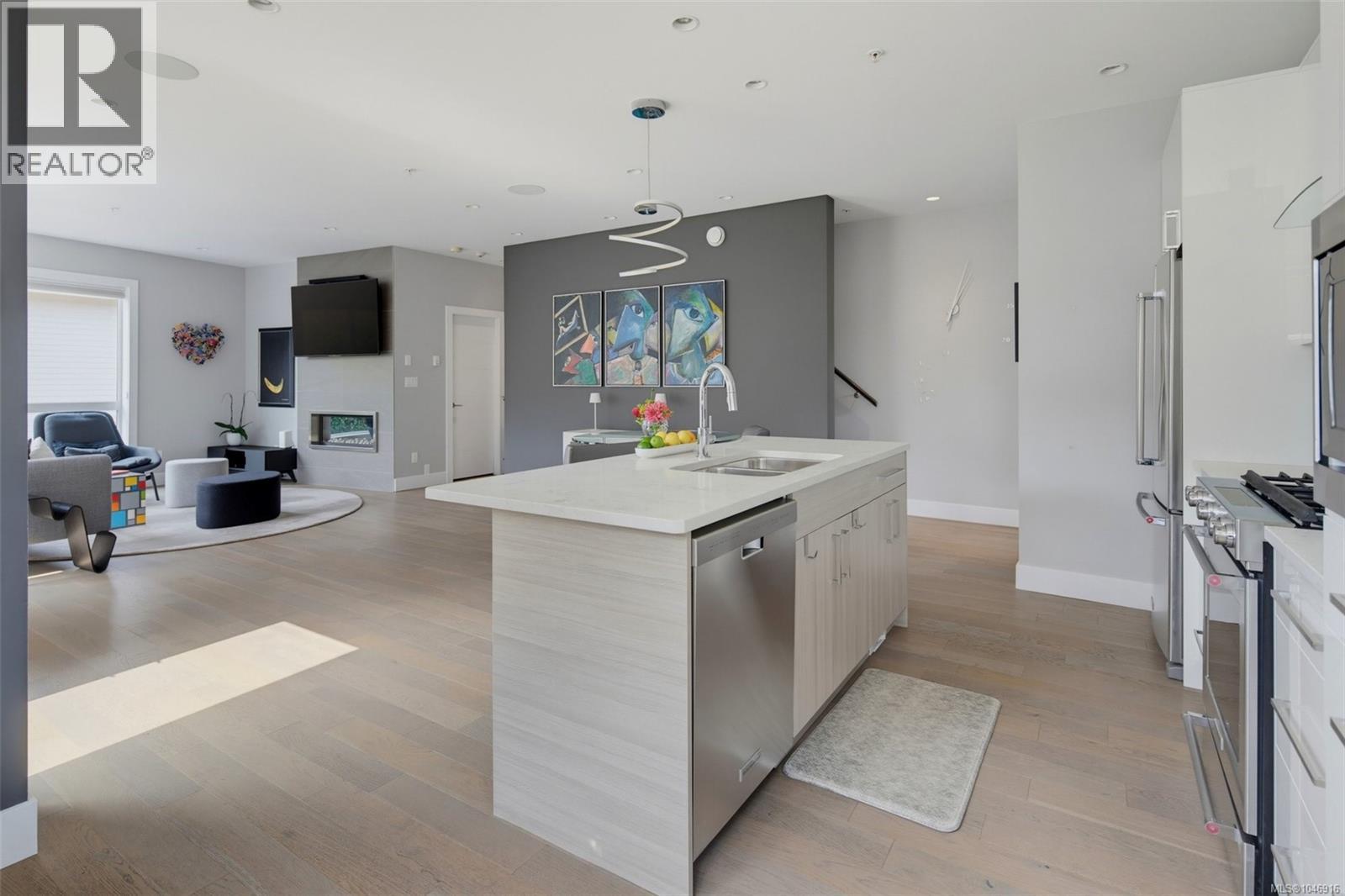 5 549 Toronto St, Victoria, British Columbia  V8V 1P1 - Photo 15 - 1046916