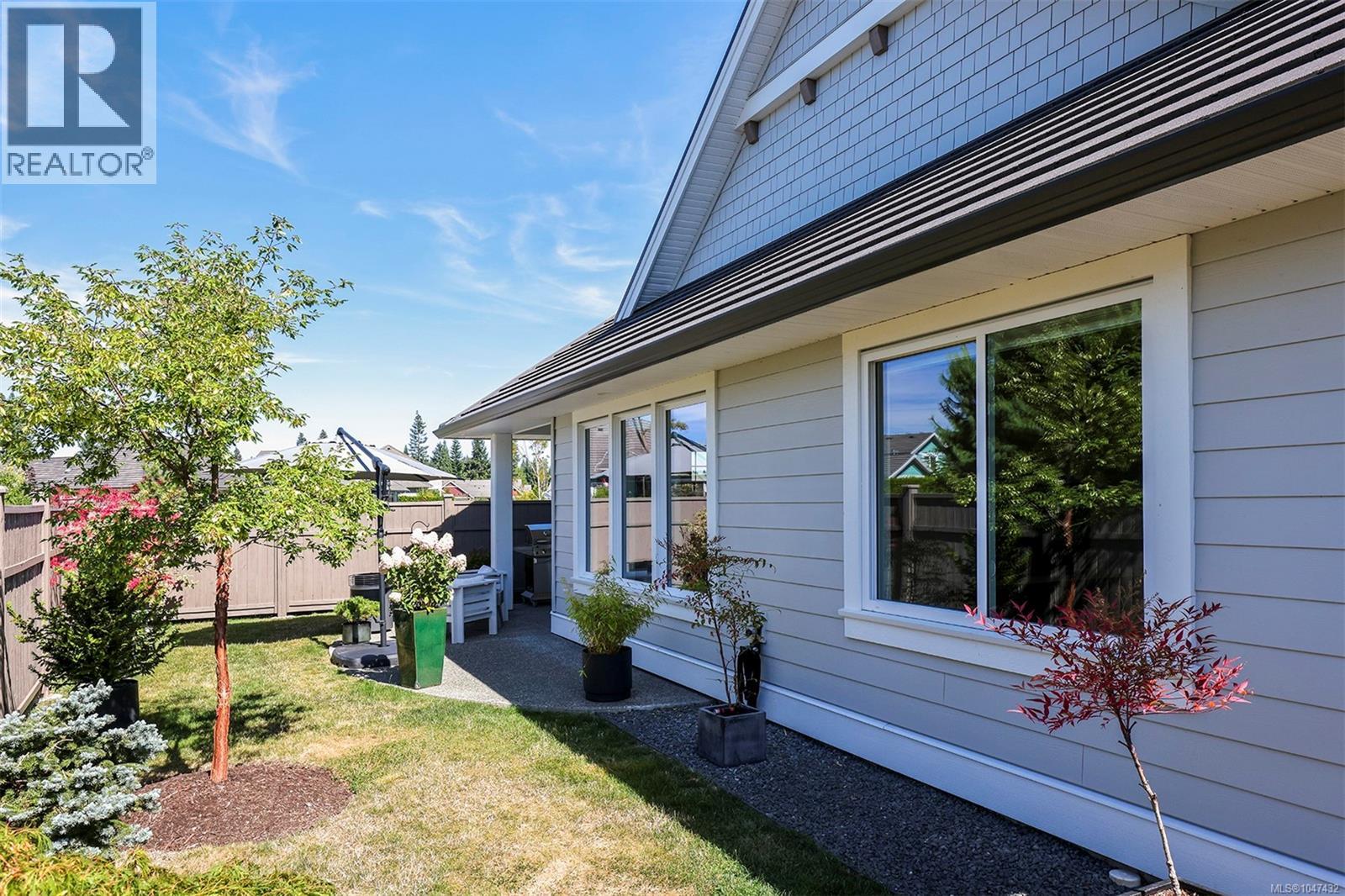 101 1444 Crown Isle Dr, Courtenay, British Columbia  V9N 0B8 - Photo 27 - 1047432
