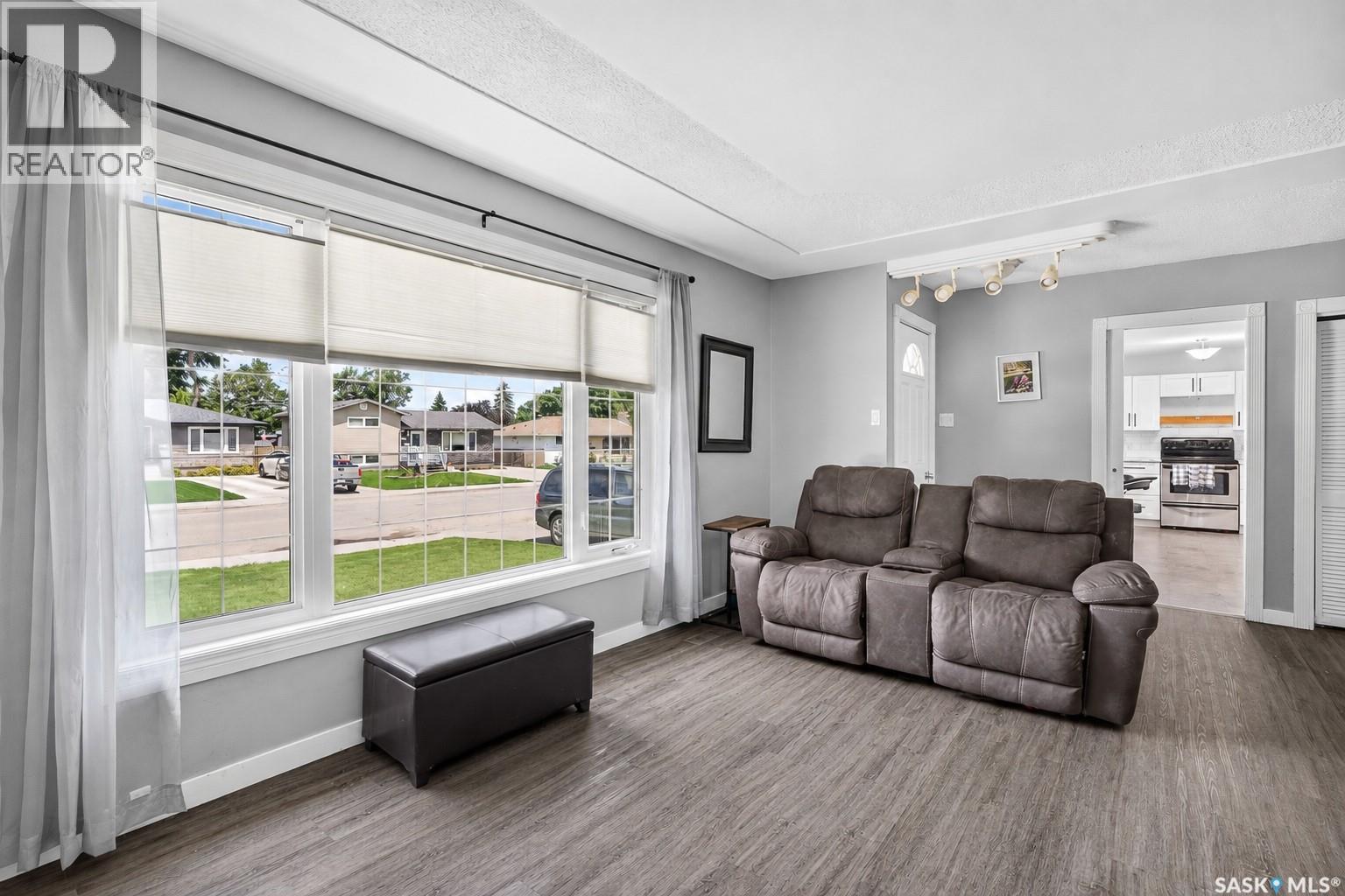 1249 Grace Street, Moose Jaw, Saskatchewan  S6H 3C6 - Photo 12 - SK046124