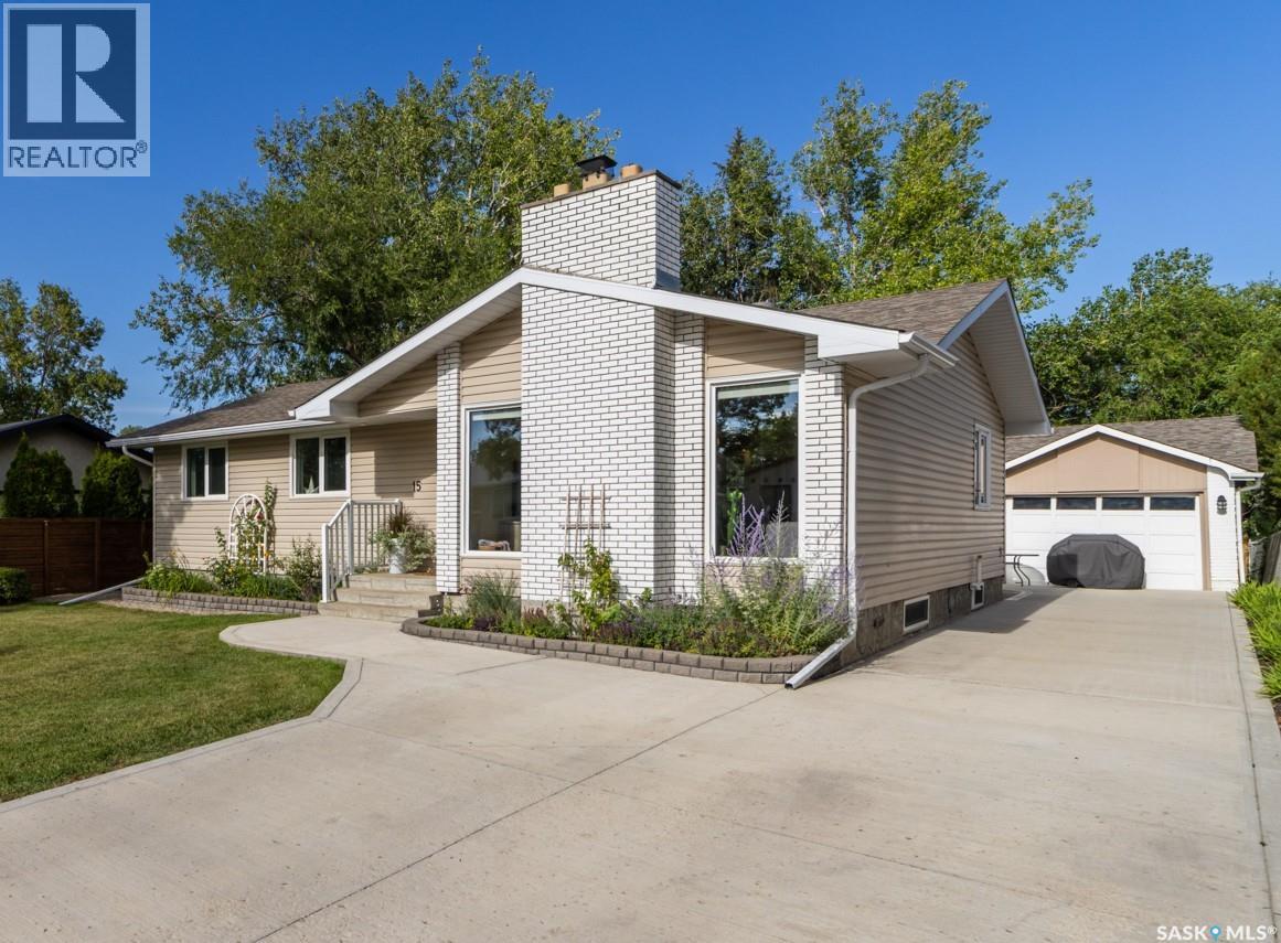 15 Bauermeister Street, Regina, Saskatchewan  S4R 5N3 - Photo 1 - SK046037