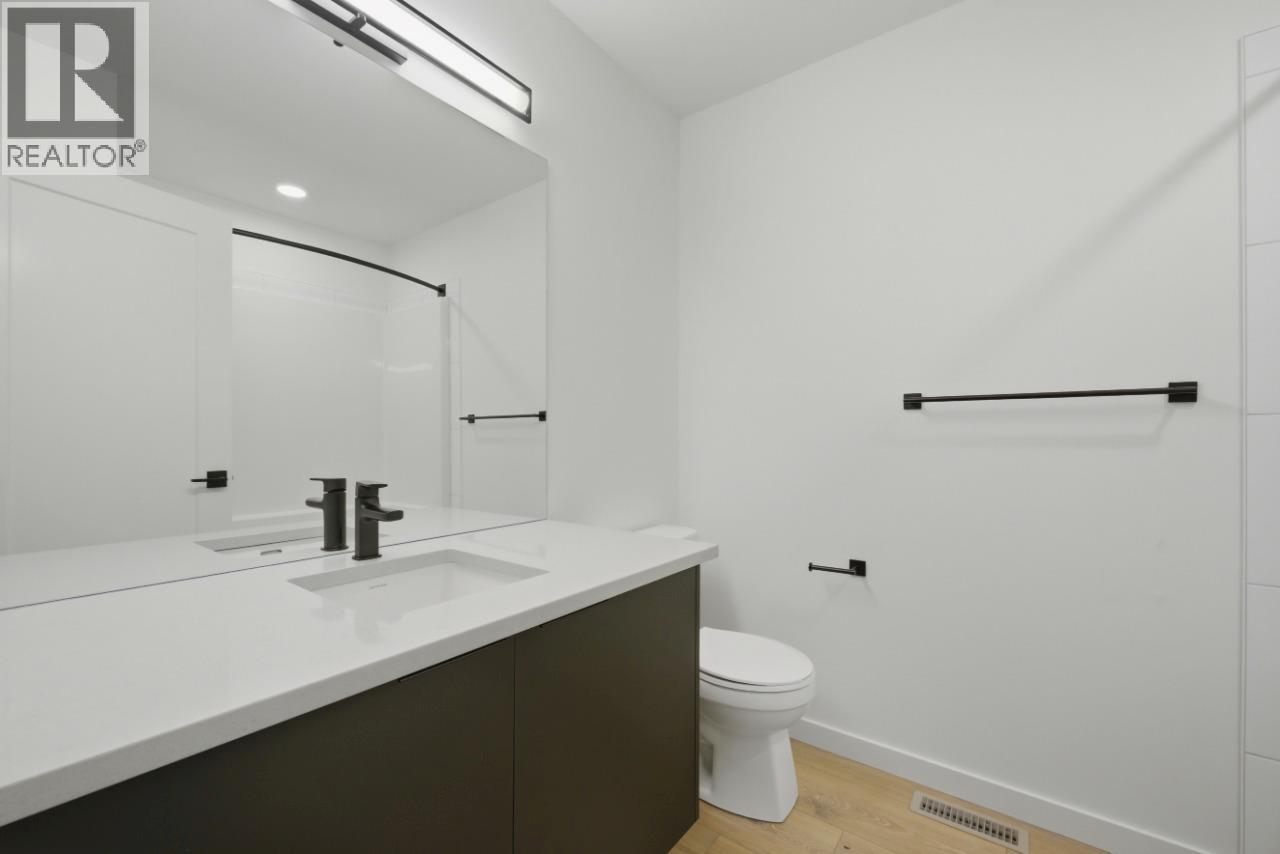 7599 Klinger Road Unit# 18, Okanagan Landing, British Columbia  V1H 0B2 - Photo 29 - 10389178