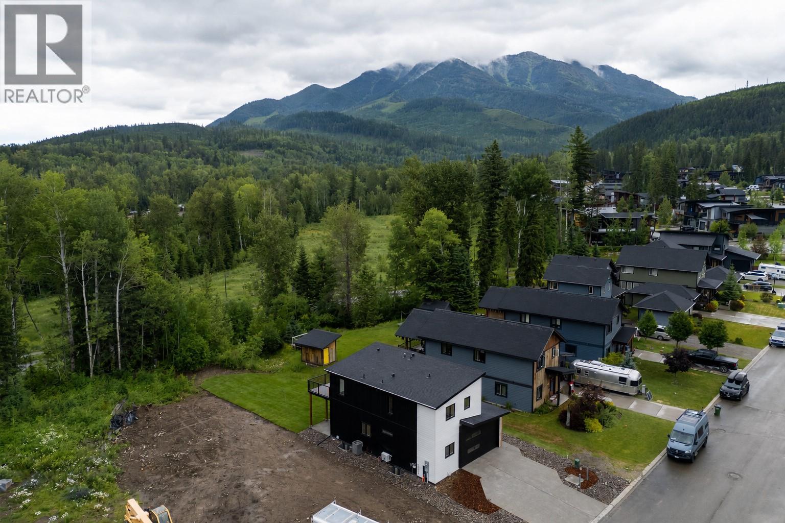 113 Whitetail Drive, Fernie, British Columbia  V0B 1M4 - Photo 9 - 10393873