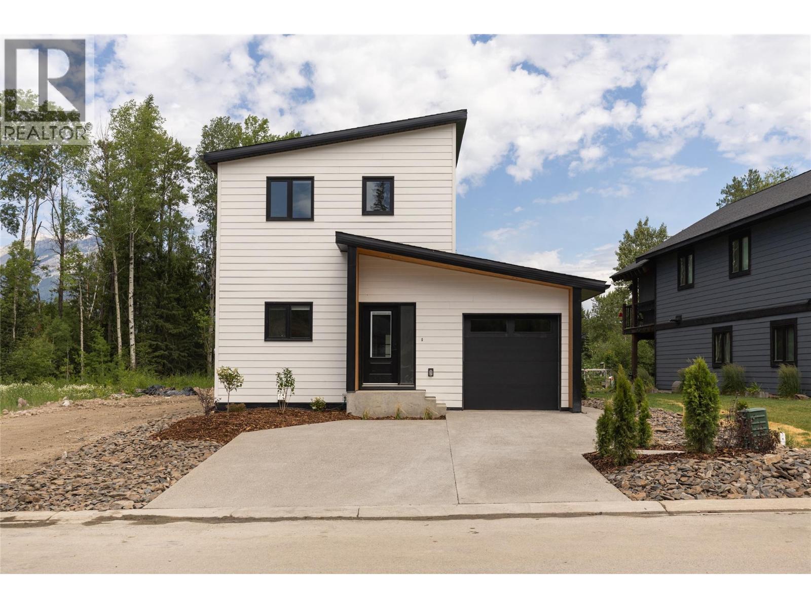 113 Whitetail Drive, Fernie, British Columbia  V0B 1M4 - Photo 95 - 10393873