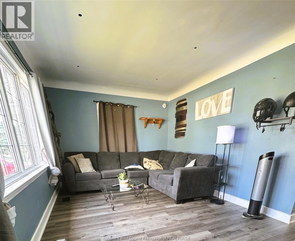 353 Lauzon Road, Windsor, Ontario  N8S 3M1 - Photo 9 - 26020350