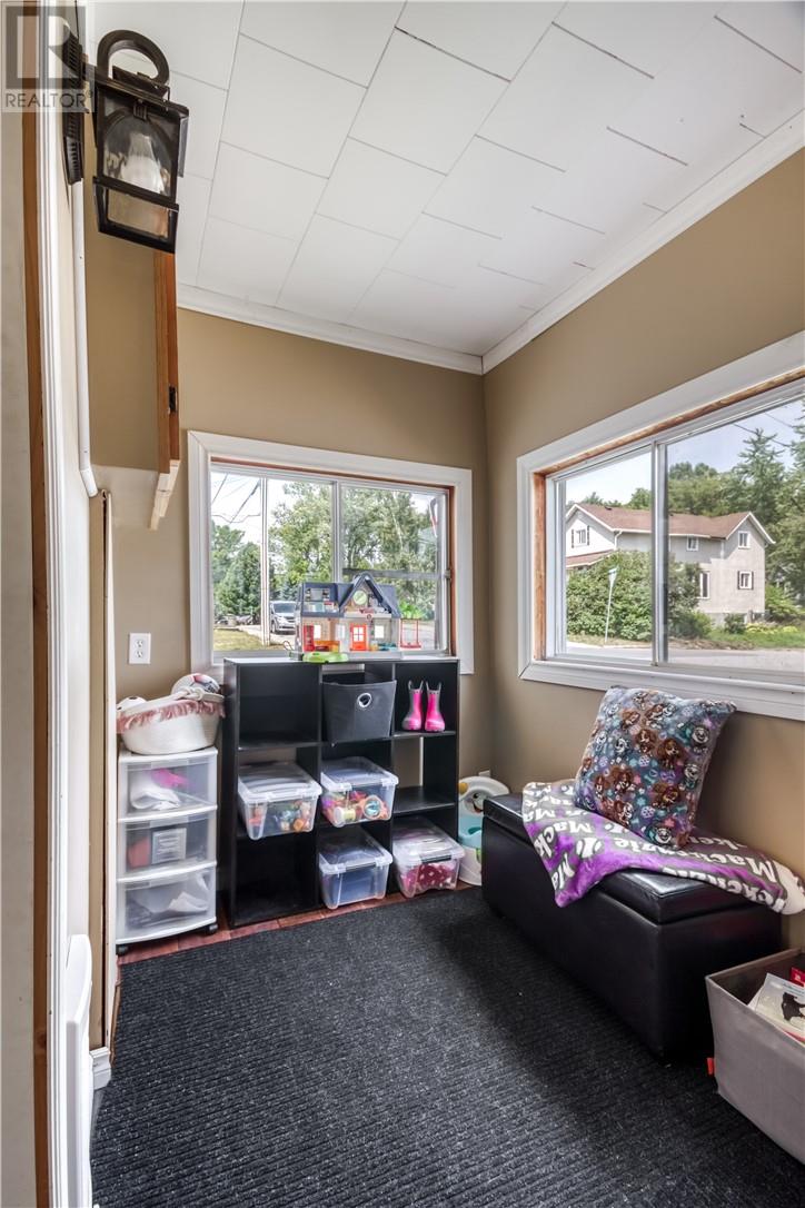 10a Orford Street, Copper Cliff, Ontario  P0M 1N0 - Photo 11 - 2129920