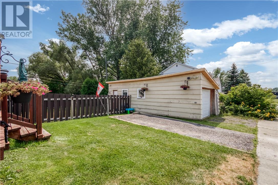 10a Orford Street, Copper Cliff, Ontario  P0M 1N0 - Photo 24 - 2129920