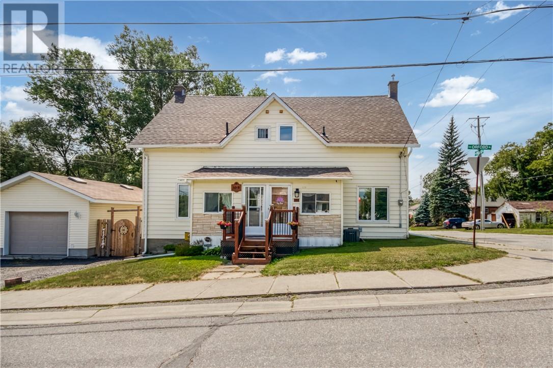 10a Orford Street, Copper Cliff, Ontario  P0M 1N0 - Photo 32 - 2129920