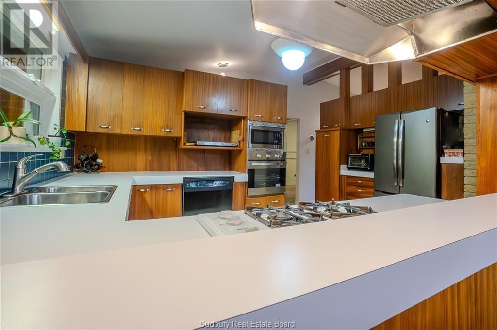 4853 Regional Road 55, Whitefish, Ontario  P0M 3E0 - Photo 9 - 2129905