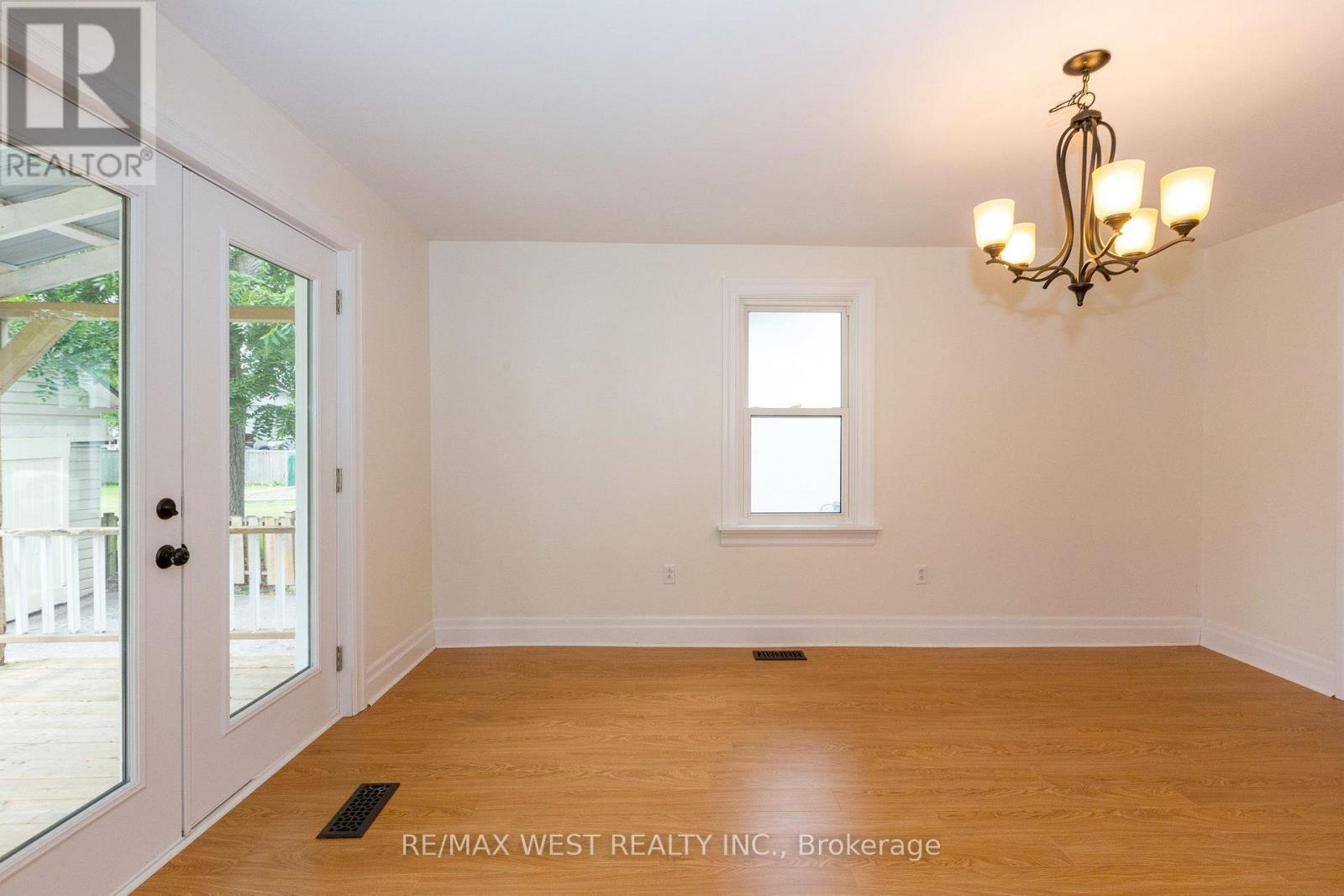 175 Wellington Street W, New Tecumseth, Ontario  L9R 1H6 - Photo 11 - N13694044