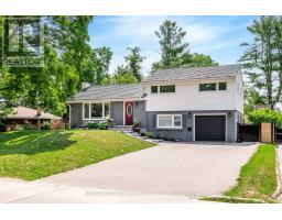 11 CASTLE DRIVE, Barrie, Ontario