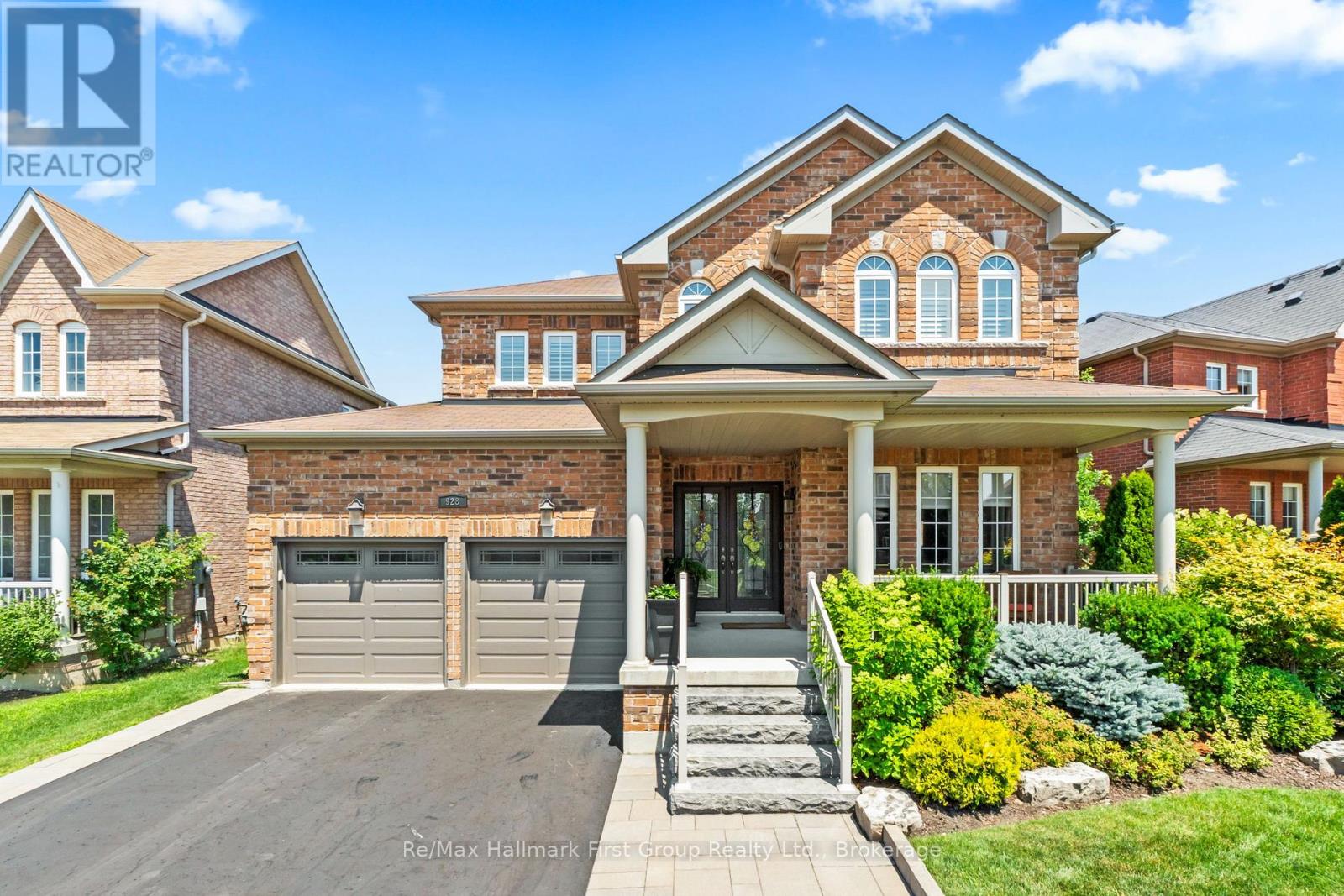 928 BLACK CHERRY DRIVE, Oshawa, Ontario