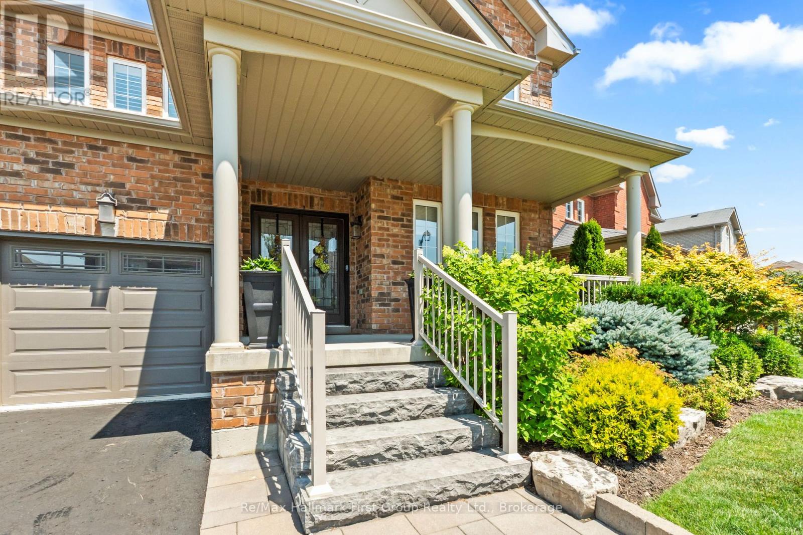 928 Black Cherry Drive, Oshawa, Ontario L1K 0P6 - Photo 4 - E13695622
