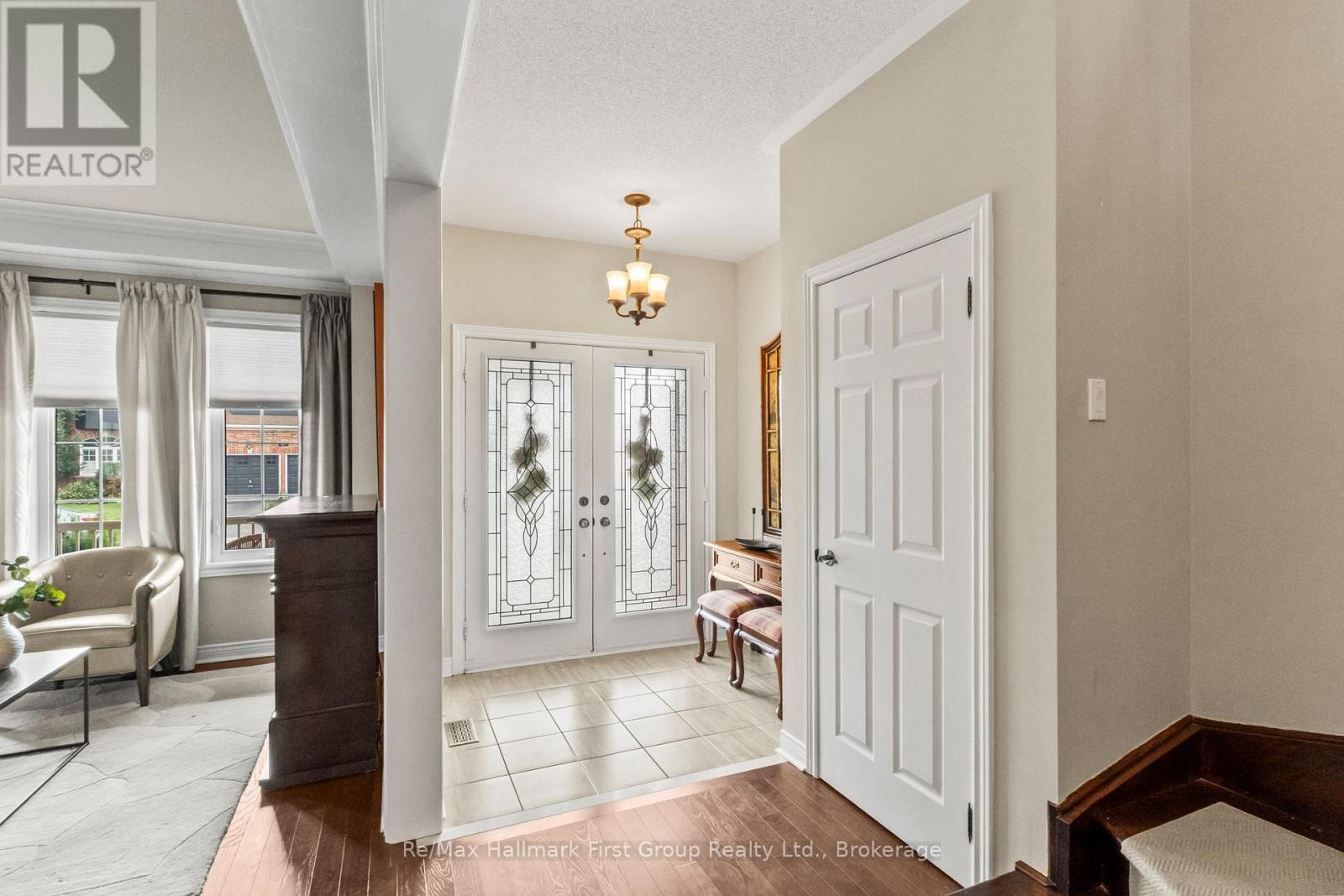 928 Black Cherry Drive, Oshawa, Ontario L1K 0P6 - Photo 8 - E13695622