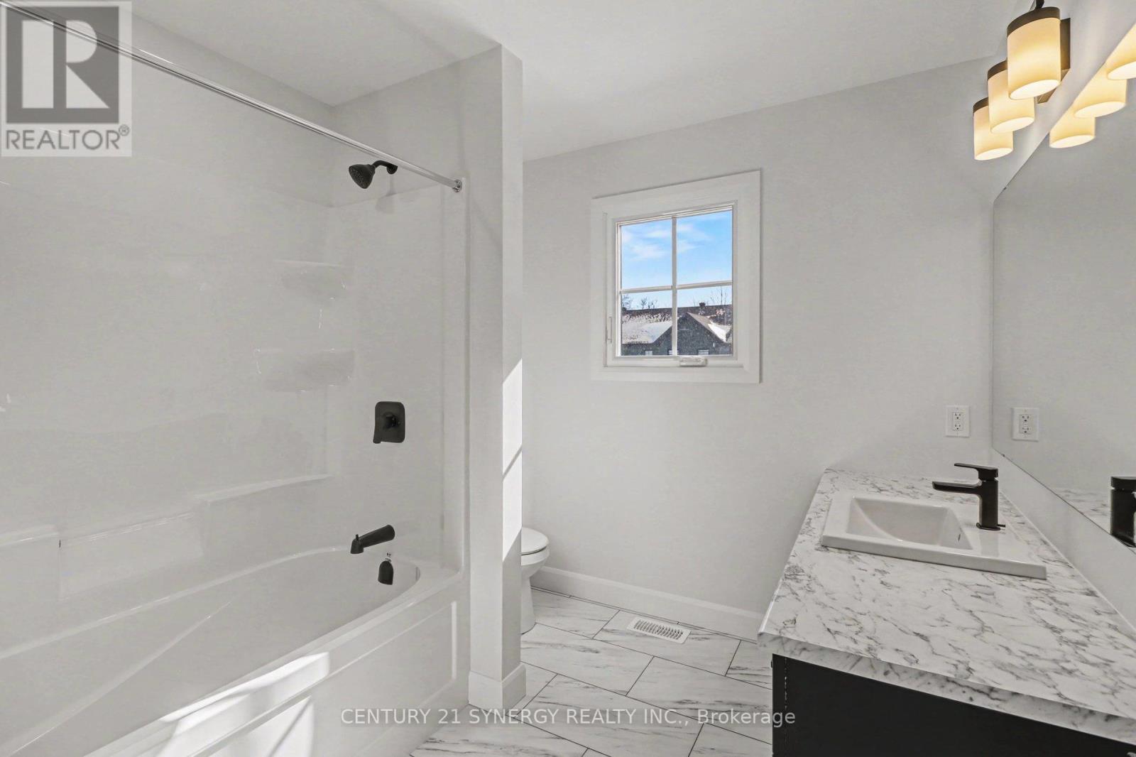 75 Villeneuve Street, North Stormont, Ontario  K0C 1W0 - Photo 27 - X12841894