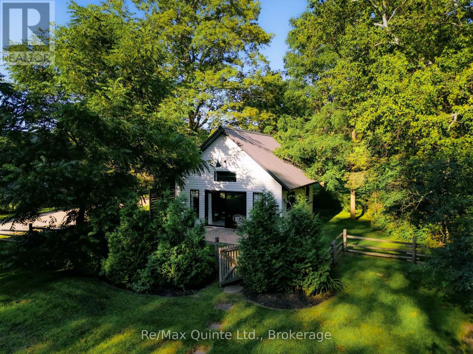22 Beckwith Street, Prince Edward County, Ontario  K0K 1P0 - Photo 44 - X13695526