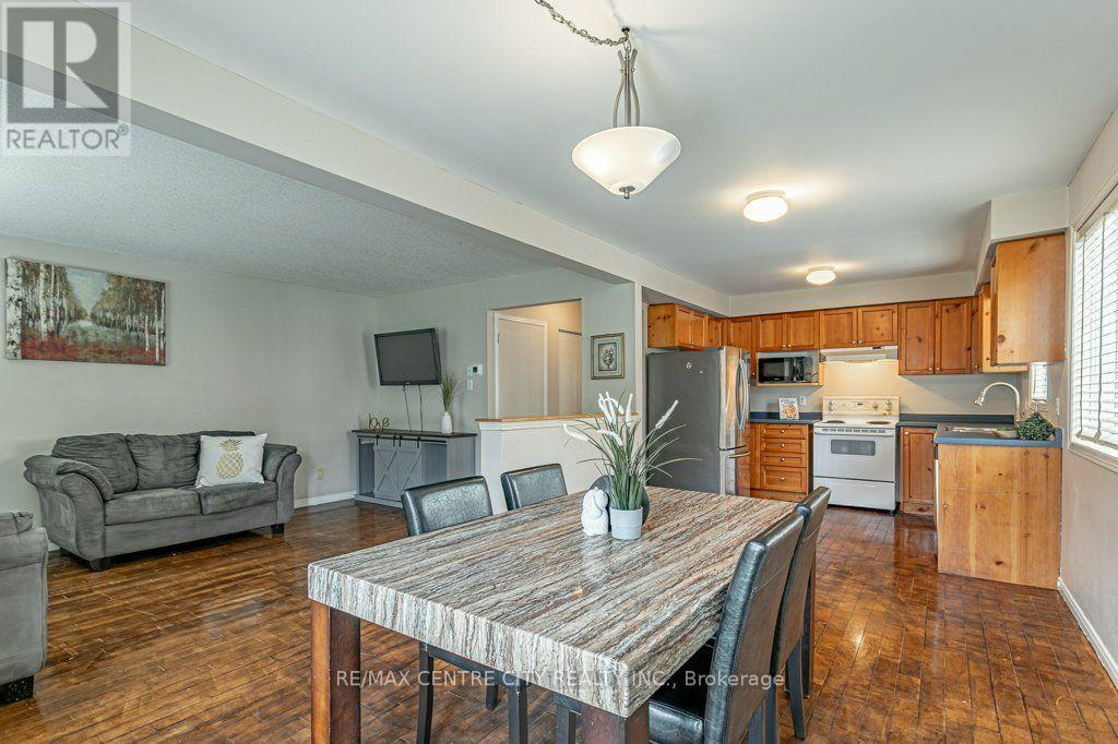 320 Rossmore Court, London South, Ontario  N6C 6B9 - Photo 10 - X13695578