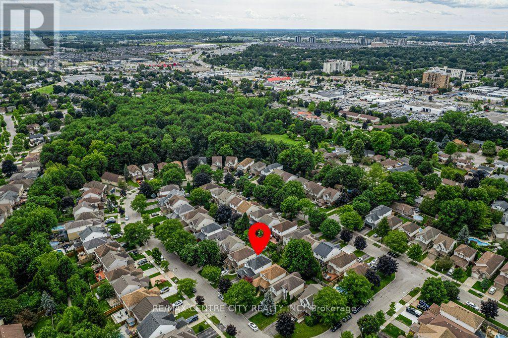 320 Rossmore Court, London South, Ontario  N6C 6B9 - Photo 30 - X13695578