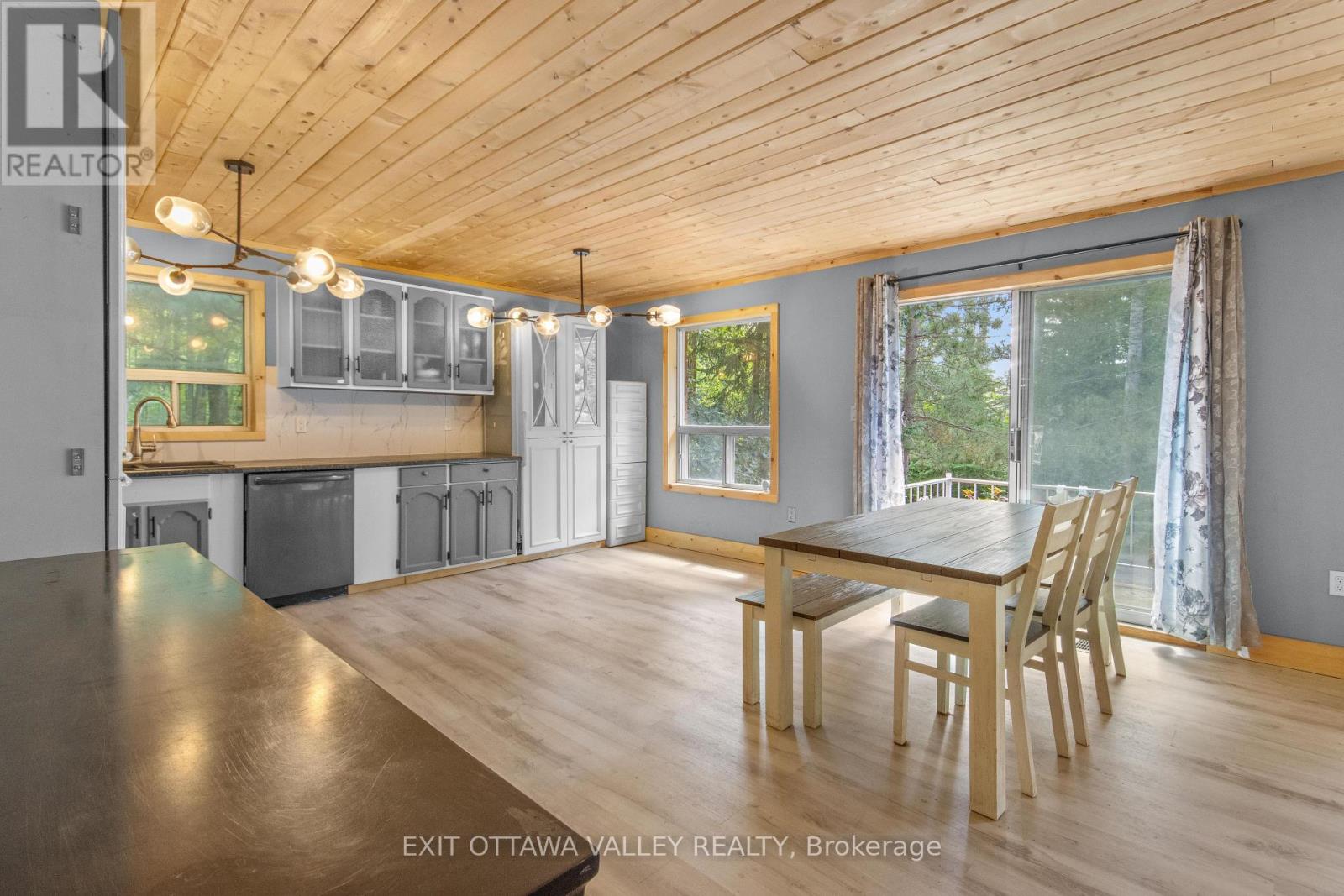 561 Long Lake Road, Madawaska Valley, Ontario  K0J 1B0 - Photo 25 - X13695670