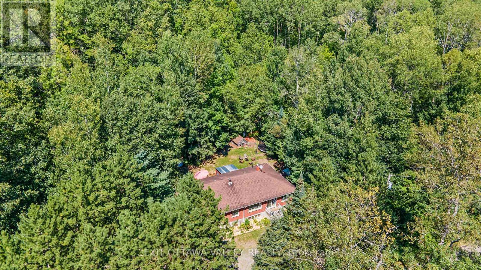 561 Long Lake Road, Madawaska Valley, Ontario  K0J 1B0 - Photo 39 - X13695670