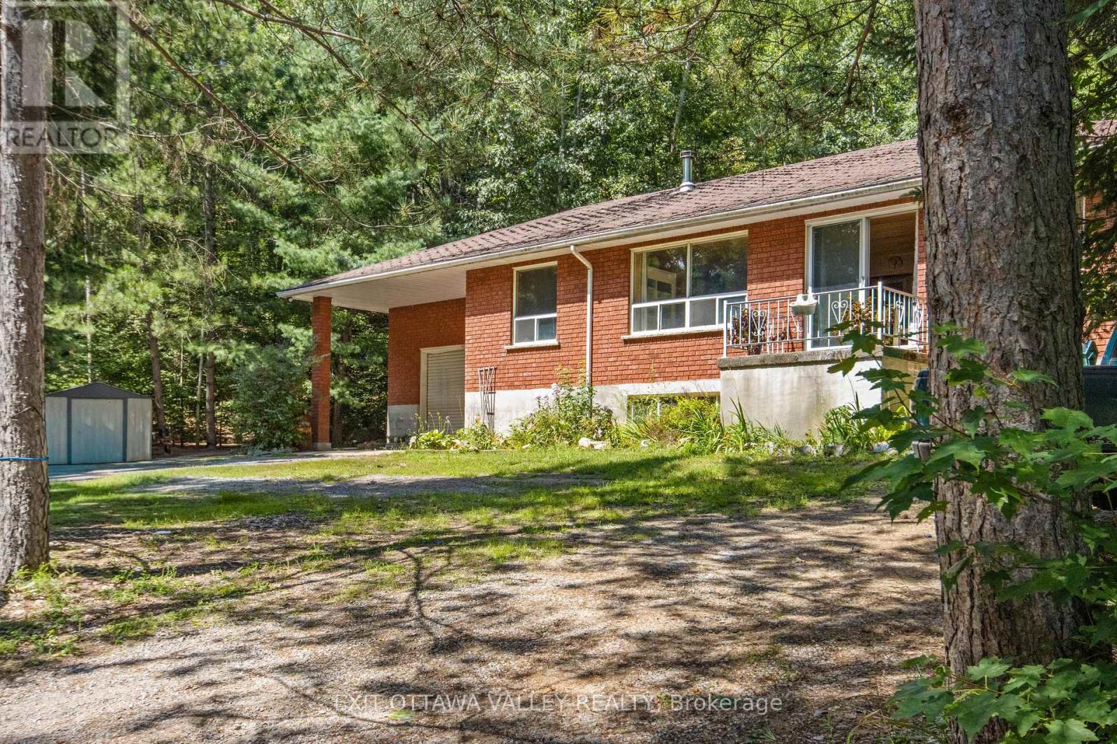 561 Long Lake Road, Madawaska Valley, Ontario K0J 1B0 - Photo 4 - X13695670