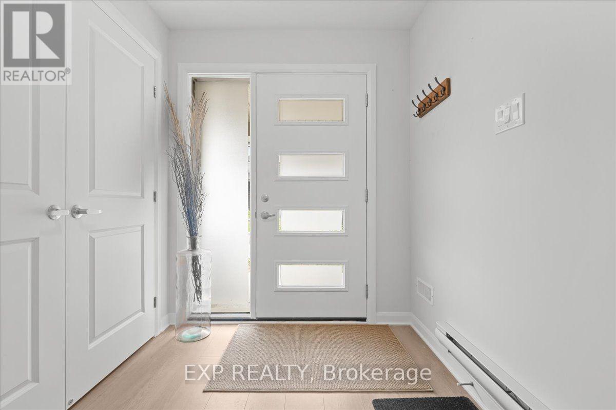 302 Clearpath Private, Ottawa, Ontario  K2T 0S5 - Photo 5 - X13695648
