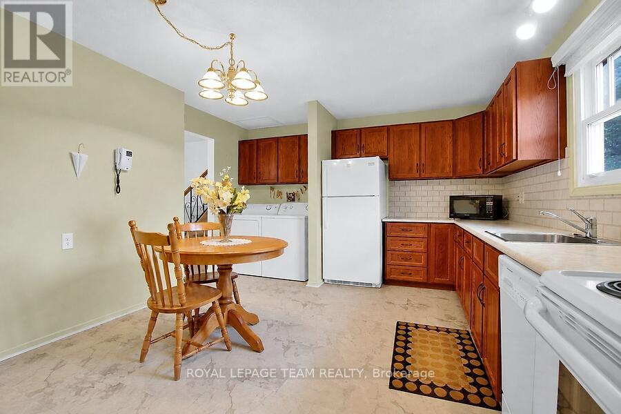 31 Ross Street, Smiths Falls, Ontario  K7A 4V7 - Photo 17 - X13695714
