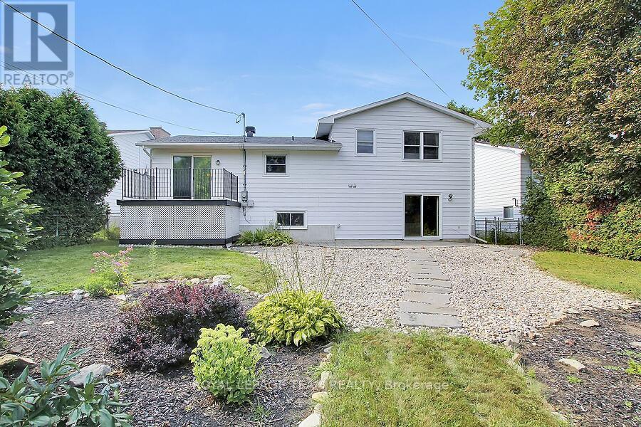 31 Ross Street, Smiths Falls, Ontario  K7A 4V7 - Photo 43 - X13695714