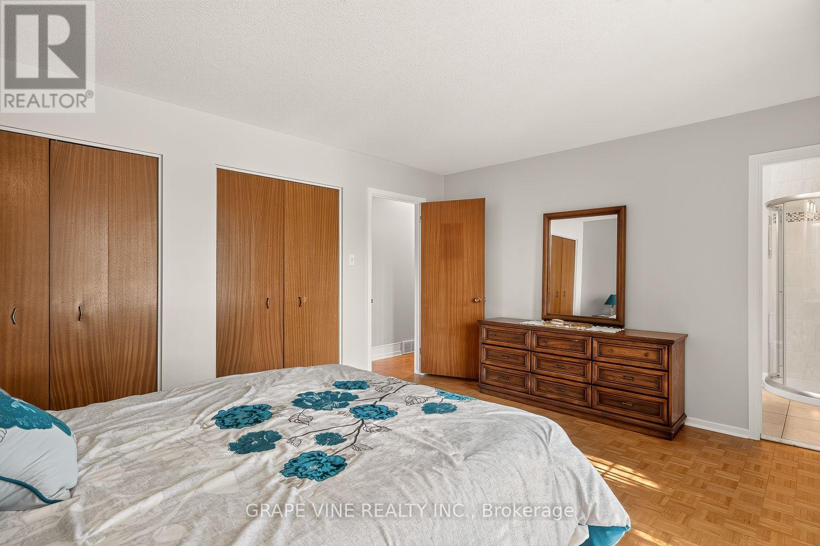 1486 Ridgebrook Drive, Ottawa, Ontario  K1B 4H1 - Photo 19 - X13695728