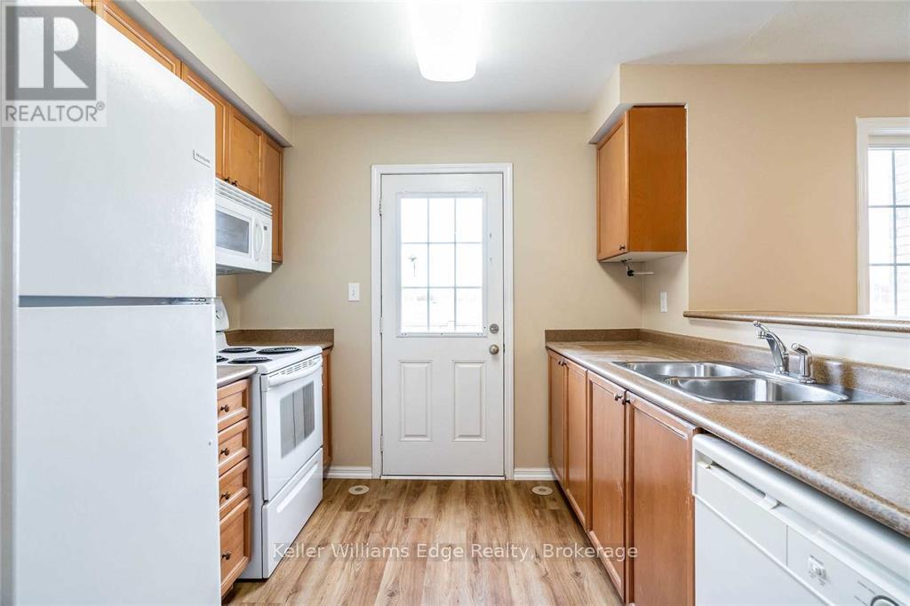 3115 Stornoway Circle, Oakville, Ontario  L6M 5H9 - Photo 8 - W13695524